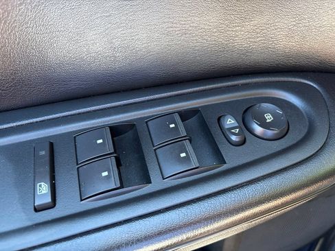 Used 2014 Chevrolet Traverse LT AWD/4WD image 12
