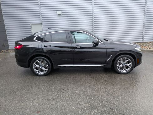Used 2024 BMW X4 xDrive30i image 2