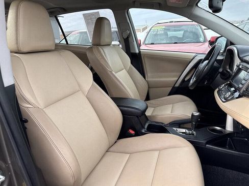 Used 2013 Toyota RAV4 Limited AWD/4WD image 19