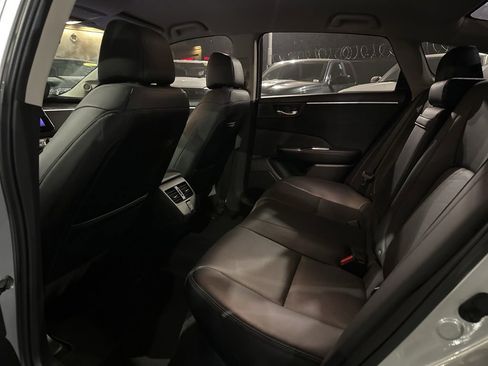 Used 2019 Honda Clarity Touring image 8