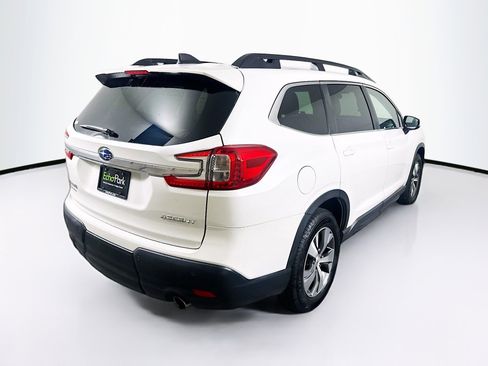 Used 2025 Subaru Ascent Premium AWD/4WD image 9
