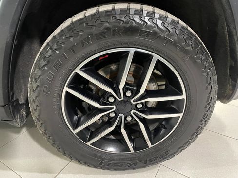Used 2019 Jeep Grand Cherokee Trailhawk image 13