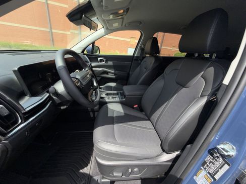 New 2026 Kia Sorento S AWD/4WD image 24