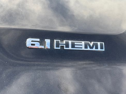 Used 2009 Dodge Challenger SRT8 w/ SRT Option Group II image 28