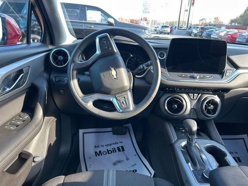 Used 2024 Chevrolet Blazer LT w/ Convenience Package image 17