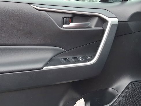 Certified 2025 Toyota RAV4 XLE image 15