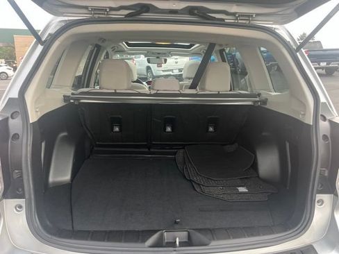 Used 2017 Subaru Forester 2.5i Premium w/ All-Weather Package AWD/4WD image 33