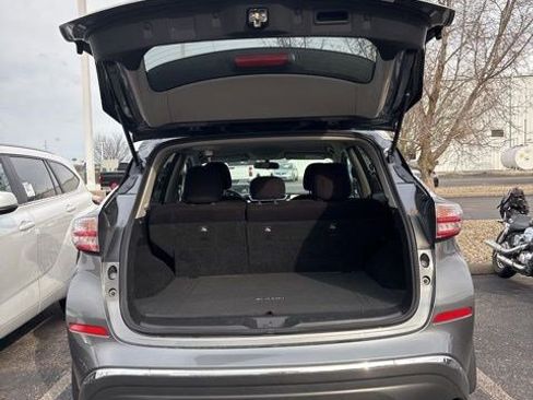 Used 2018 Nissan Murano S image 11