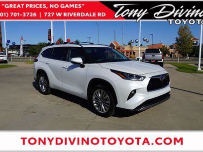 Used 2024 Toyota Highlander Platinum