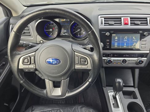 Used 2015 Subaru Outback 3.6R Limited image 19
