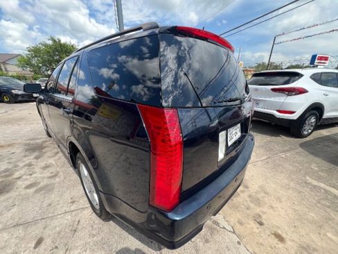 Used 2008 Cadillac SRX w/ Utility Package RWD image 7