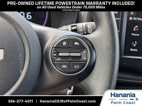 Used 2023 Kia Soul LX FWD image 28