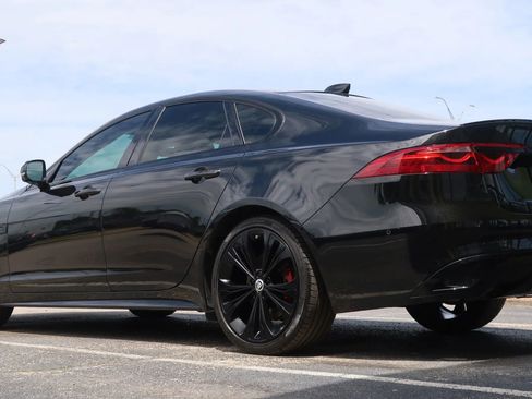 Used 2024 Jaguar XF R-Dynamic SE AWD/4WD image 13
