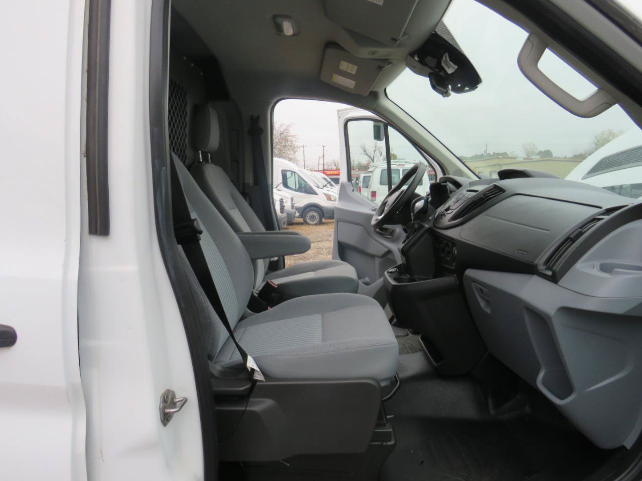 Used 2019 Ford Transit 150 130 Low Roof RWD image 24