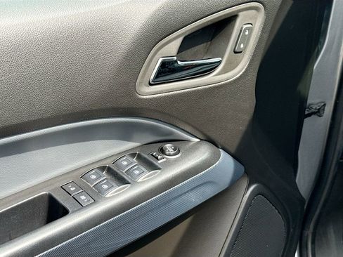 Used 2022 Chevrolet Colorado Z71 RWD image 18