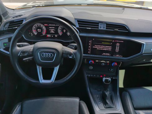 Used 2020 Audi Q3 2.0T Prestige w/ Prestige Package image 18