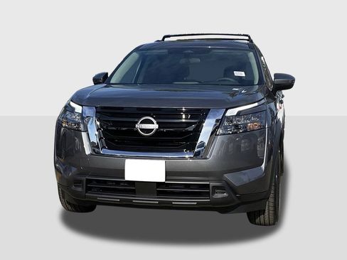 New 2025 Nissan Pathfinder SV image 6