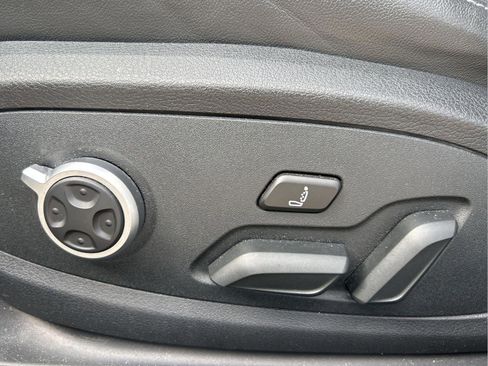 Used 2022 Audi S4 Premium Plus image 29