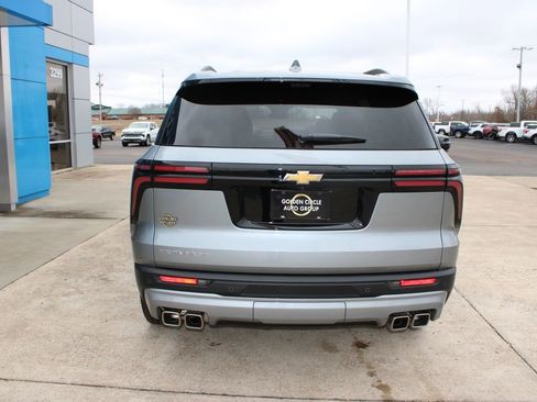 New 2026 Chevrolet Traverse LT w/ Enhanced Driving Package image 8