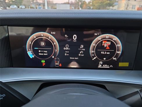 New 2026 Volkswagen Tiguan SE R-Line AWD/4WD image 17