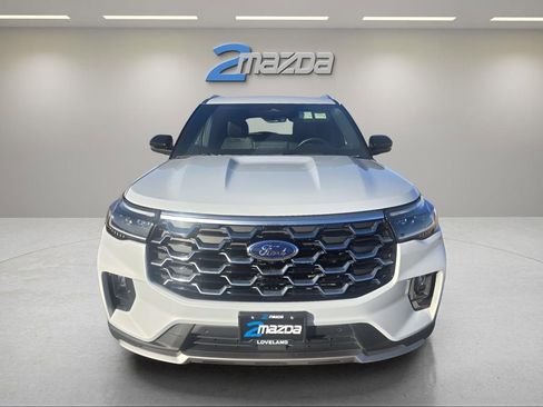 Used 2025 Ford Explorer Platinum w/ LUX Leather Package image 8