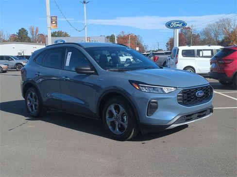 Used 2025 Ford Escape ST-Line w/ Equipment Group 301A image 15