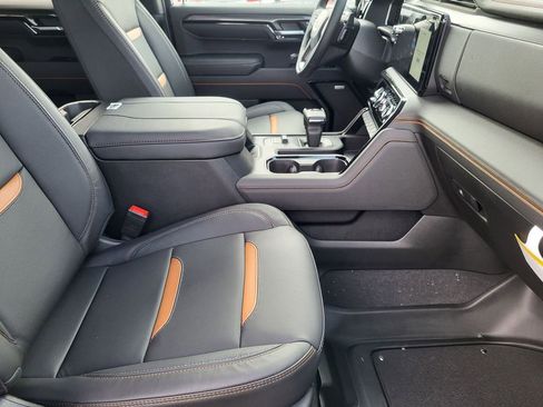 New 2026 GMC Sierra 1500 AT4 w/ AT4 Premium Package AWD/4WD image 10