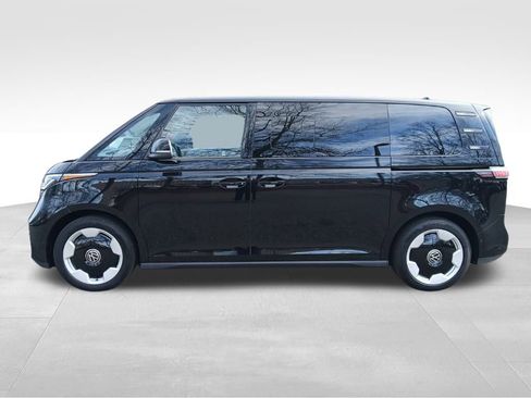 New 2025 Volkswagen ID. Buzz Pro S RWD image 2