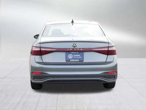 Used 2025 Volkswagen Jetta Sport FWD image 6