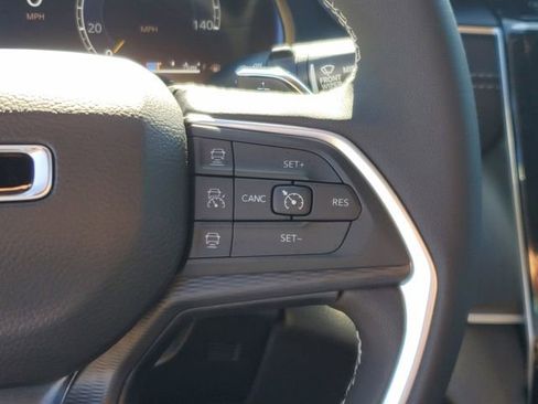 New 2025 Jeep Grand Cherokee L Altitude RWD image 22