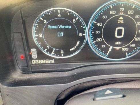 Used 2015 Cadillac Escalade Luxury AWD/4WD image 33