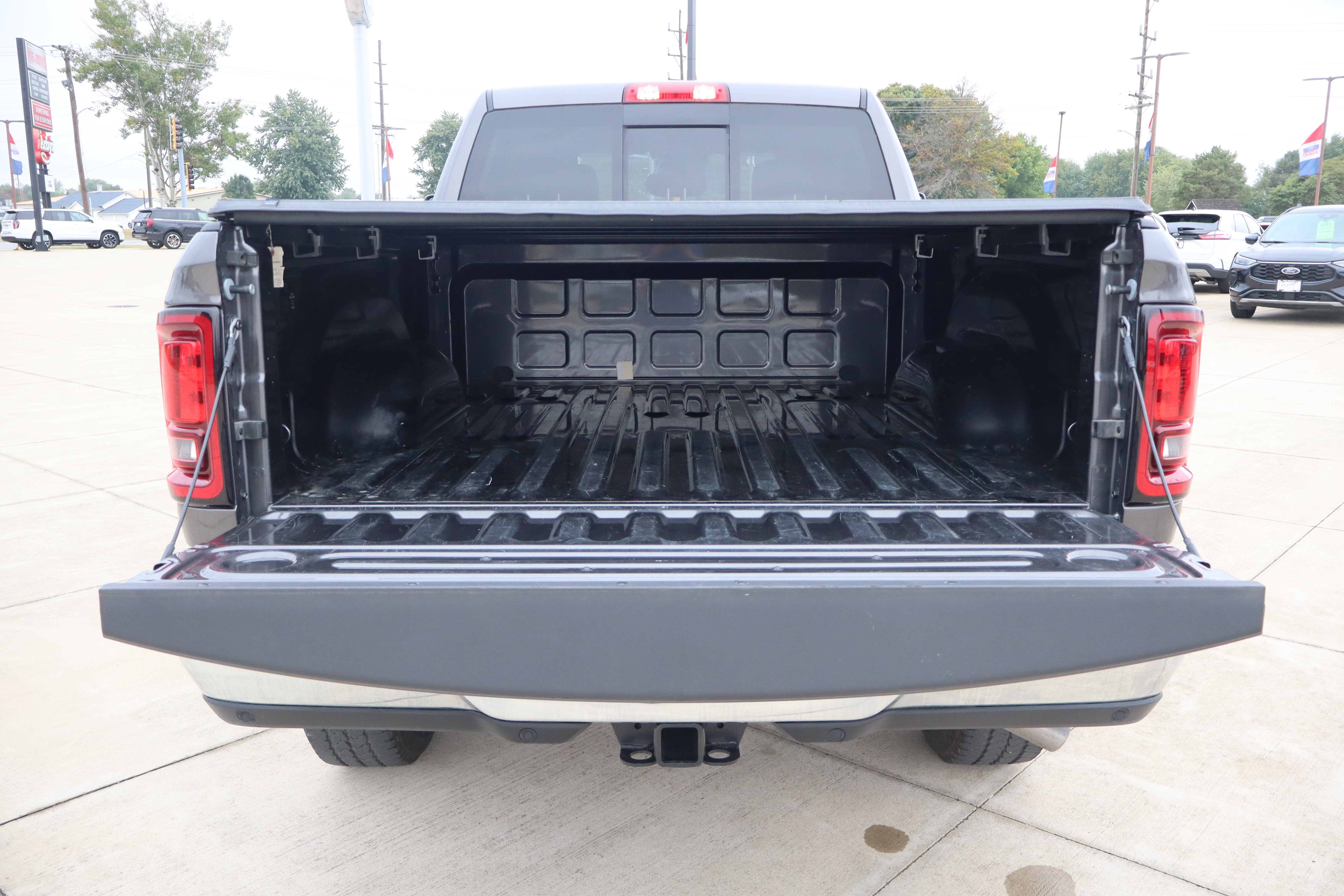 Used 2025 RAM 2500 Tradesman AWD/4WD image 25