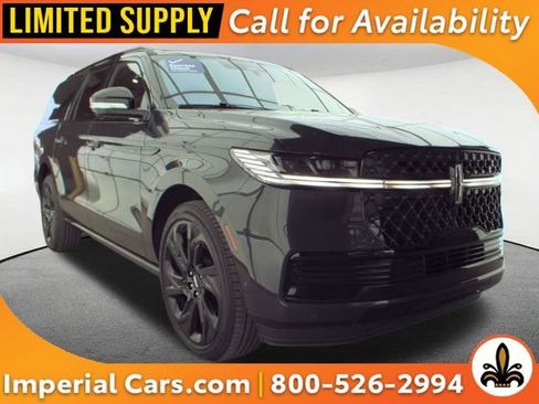 Used 2025 Lincoln Navigator L Black Label AWD/4WD image 1