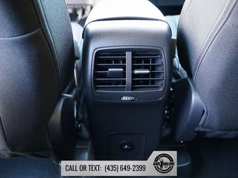 Used 2025 Ford Escape Active image 28