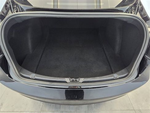 Used 2018 Tesla Model 3 Long Range image 12