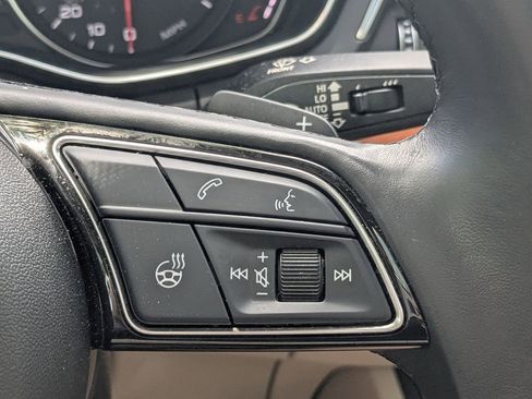 Used 2022 Audi A4 2.0T Premium w/ Convenience Package AWD/4WD image 30