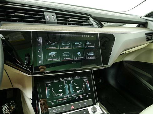 Certified 2023 Audi e-tron Premium w/ Convenience Plus Package AWD/4WD image 12
