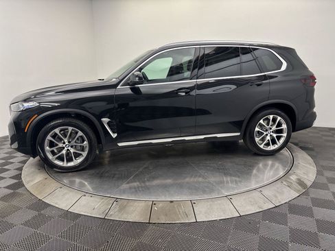 New 2026 BMW X5 xDrive40i w/ Climate Comfort Package AWD/4WD image 4