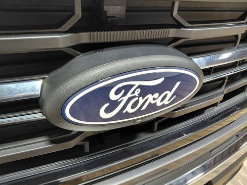 Used 2024 Ford F150 XLT w/ Mobile Office Package AWD/4WD image 9