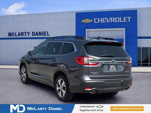 Used 2025 Subaru Ascent Premium AWD/4WD image 4