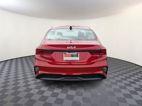 Used 2023 Kia Forte LXS w/ LXS Technology Package image 6
