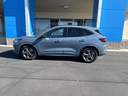 Used 2023 Ford Escape ST-Line image 7