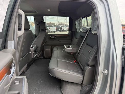 New 2026 GMC Sierra 2500 Denali w/ Denali Reserve Package image 17