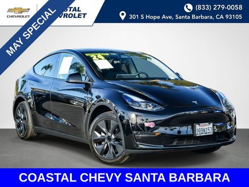 Used 2024 Tesla Model Y Long Range RWD image 1