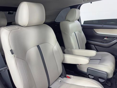 Used 2024 MAZDA CX-90 Plug-In Hybrid w/ Premium Pkg image 38