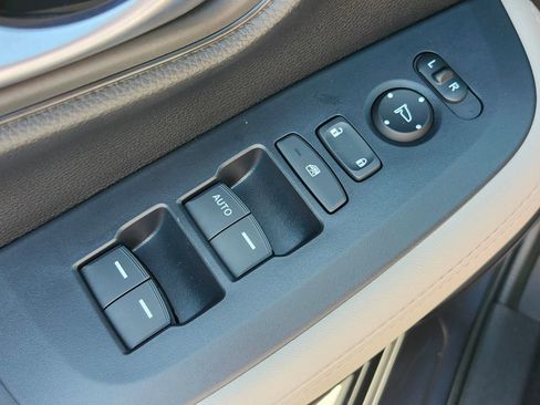 New 2026 Honda HR-V LX image 29