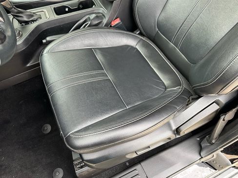 Used 2020 Ford Ranger Lariat w/ Equipment Group 501A Mid image 11