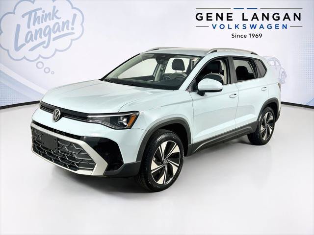 New 2027 Volkswagen Taos SE AWD/4WD image 1