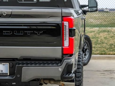 Used 2025 Ford F250 Platinum AWD/4WD image 58