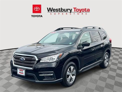 Used 2021 Subaru Ascent Premium image 3
